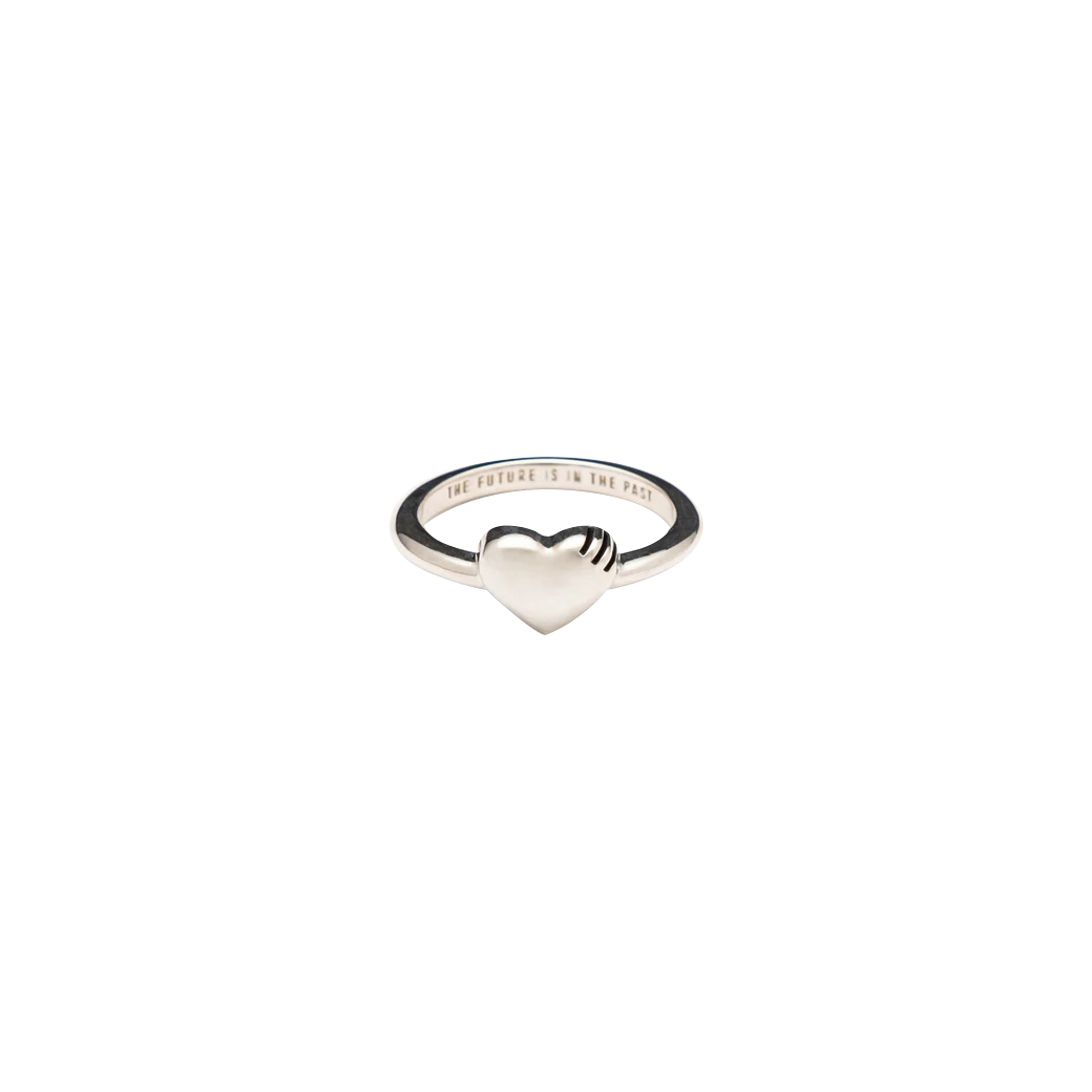 太*陽様 HUMAN MADE Heart Silver Ring \"Silve Human Made - Heart Silver Ring | HBX - Globally Curated