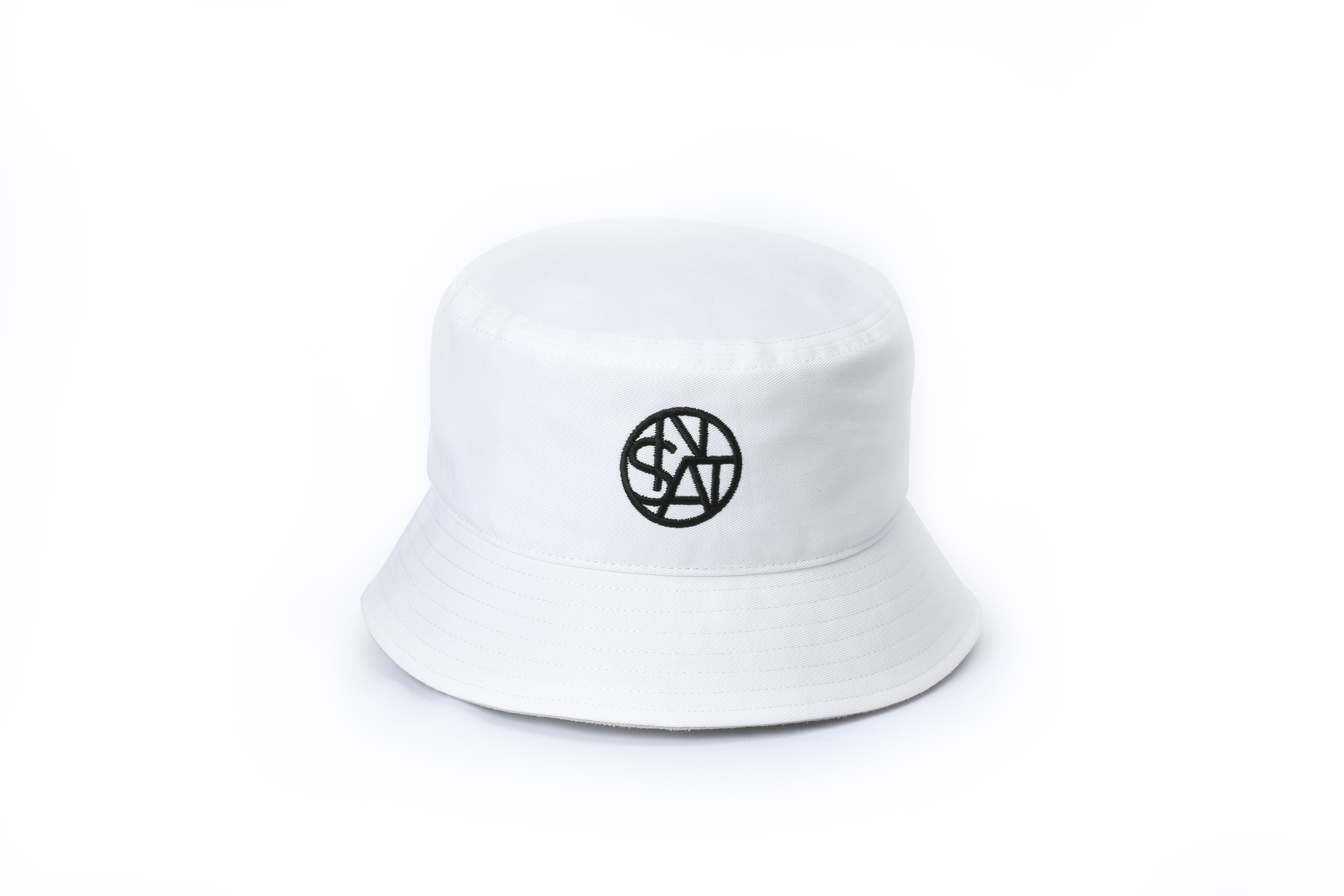 SANTINO BKK BUCKET HAT OFF WHITE